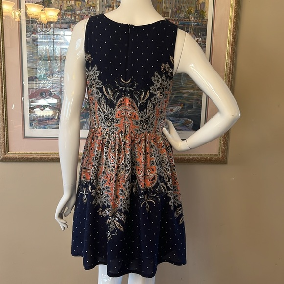 MEDALLION DRESS - Picture 4 of 4